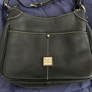 Dooney and Bourke crossbody pebble grain black